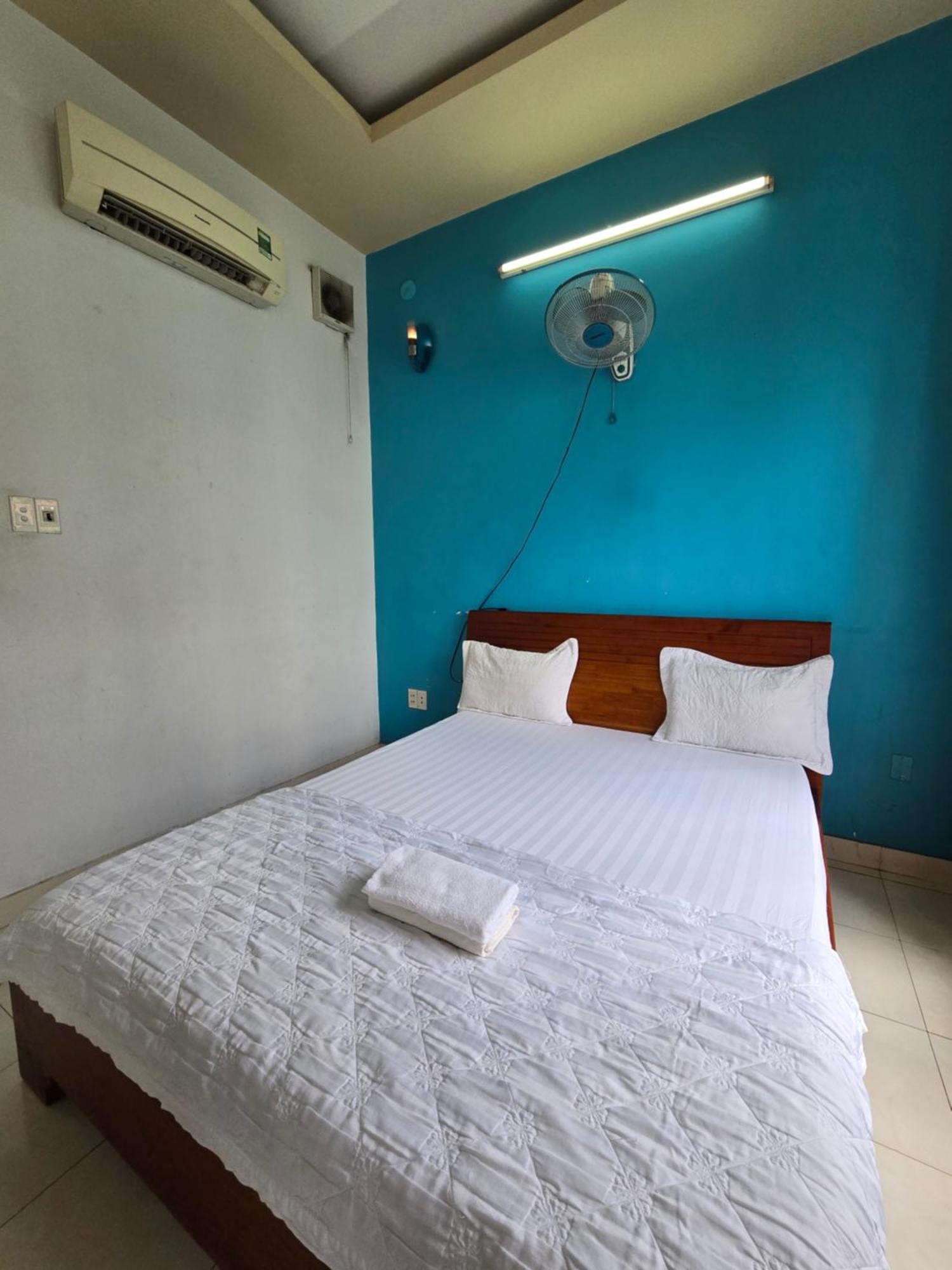 Motel Ha Long Long Binh エクステリア 写真